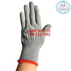 gang-tay-len-khong-phu-mau-xam-ghi