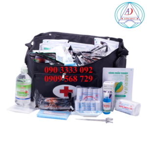 tui-y-te-cuu-thuong-den-A