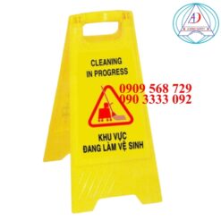 bien-bao-chu-a-dang-lam-ve-sinh