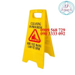 bien-bao-chu-a-dang-lam-ve-sinh