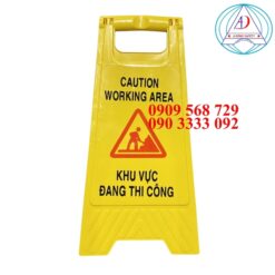 Bien-bao-chu-a-khu-vuc-dang-thi-cong
