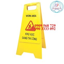 Bien-bao-chu-a-khu-vuc-dang-thi-cong
