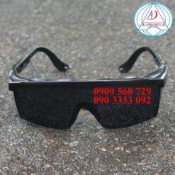 kinh-bao-ho-EV105b-đen