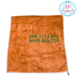 khan-lau-Microfiber
